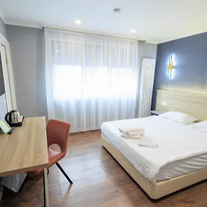 Hotel The Embassy Nord