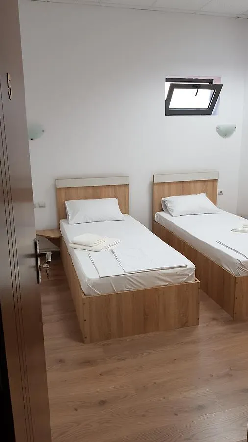 Hotel Tomi Bucureşti