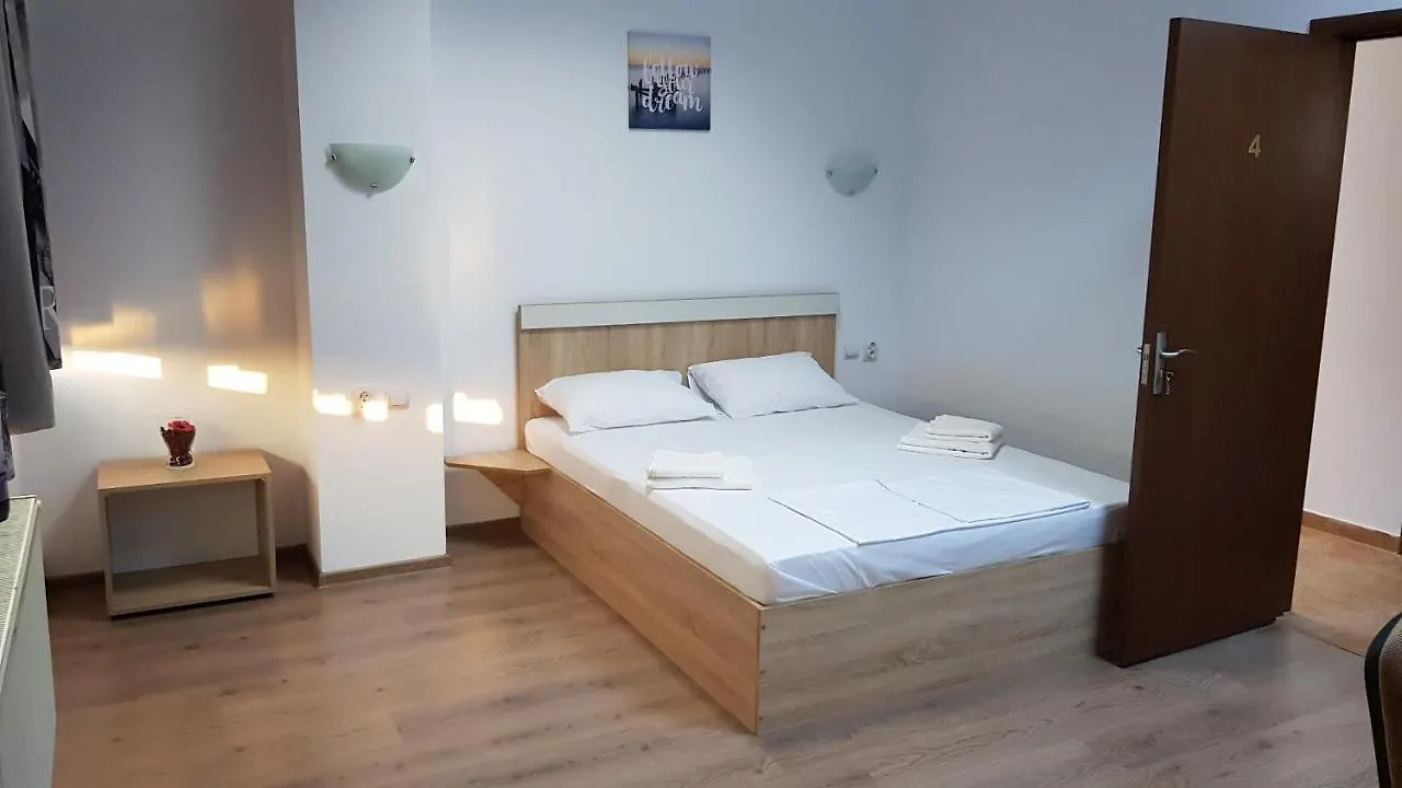 Hotel Tomi Bucureşti România